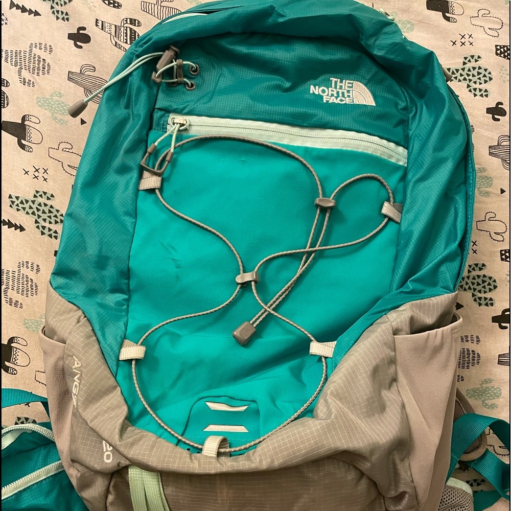North face 20L pack